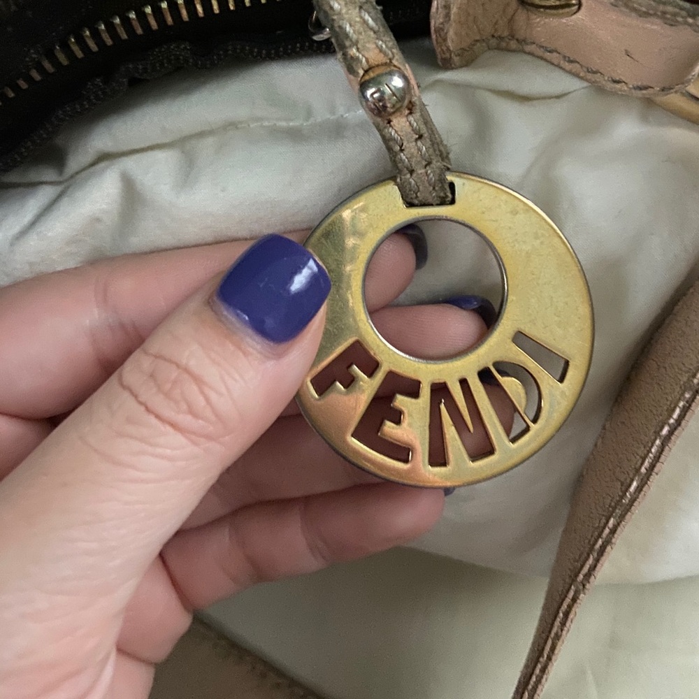 FENDI Monogram Shoulder Bag - Picture 2 of 6